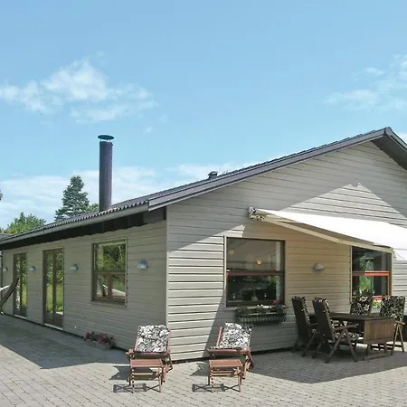 Holiday home 3 Bedroom Awesome In Jaegerspris *
